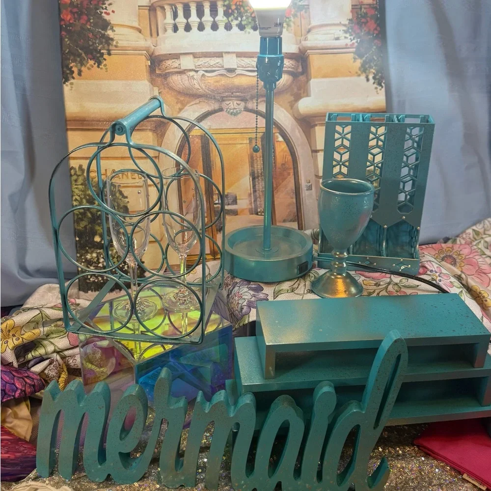 “Sea breeze with gold splash-mermaid Home Decor Set 10 items!